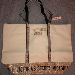 Victoria’s Secret Tote